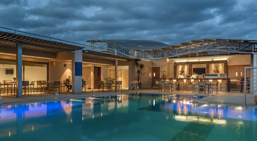 Crowne Plaza Hotel Airport